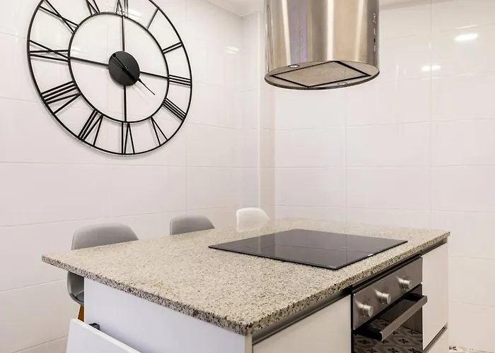 Amplio, Luminoso Y Moderno Cerca Del Casco Viejo * Bilbao