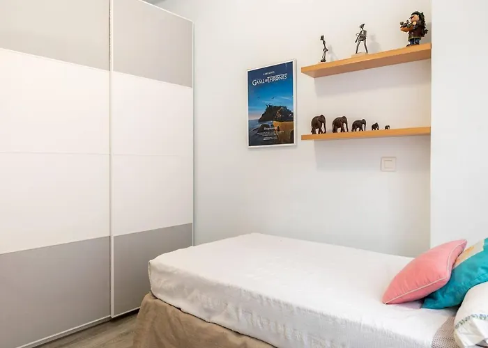 Appartamento Amplio, Luminoso Y Moderno Cerca Del Casco Viejo