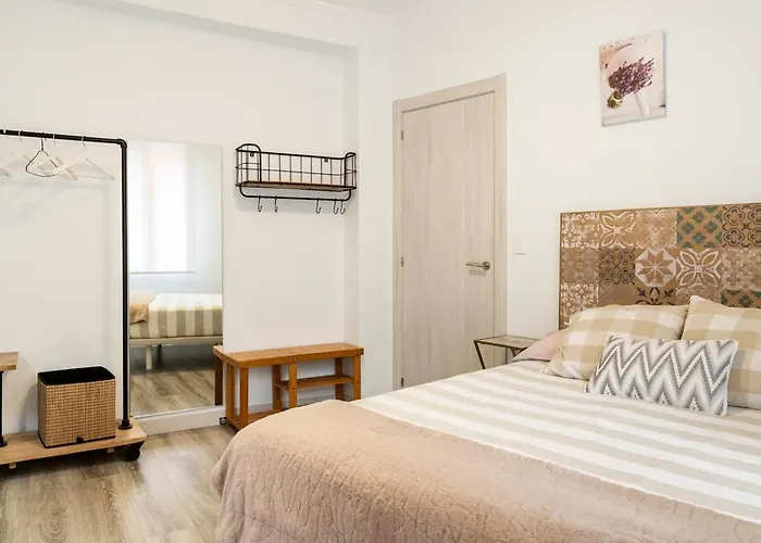 Amplio, Luminoso Y Moderno Cerca Del Casco Viejo Bilbao