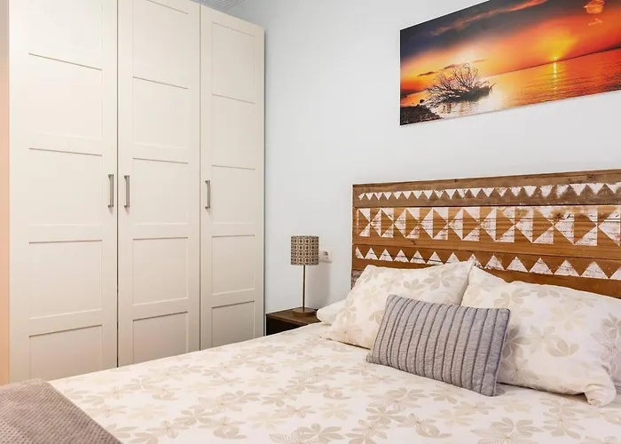 Amplio, Luminoso Y Moderno Cerca Del Casco Viejo Apartment