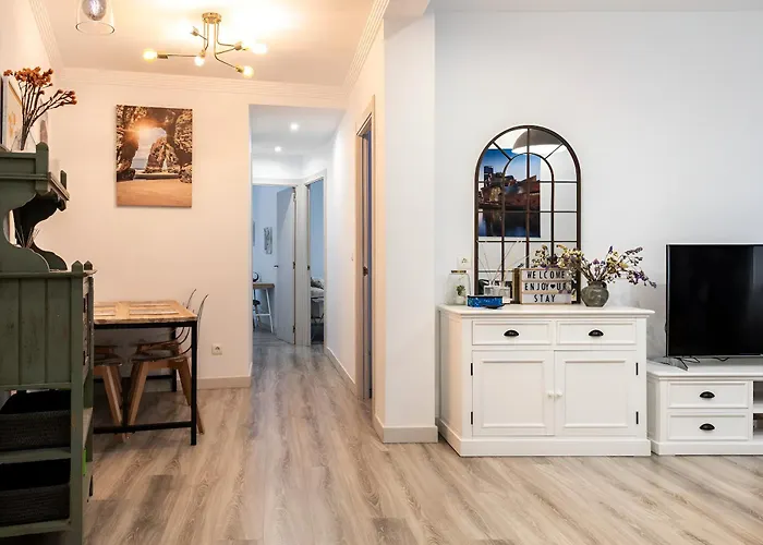 Appartamento Amplio, Luminoso Y Moderno Cerca Del Casco Viejo *