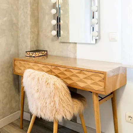 Amplio, Luminoso Y Moderno Cerca Del Casco Viejo * Бильбао