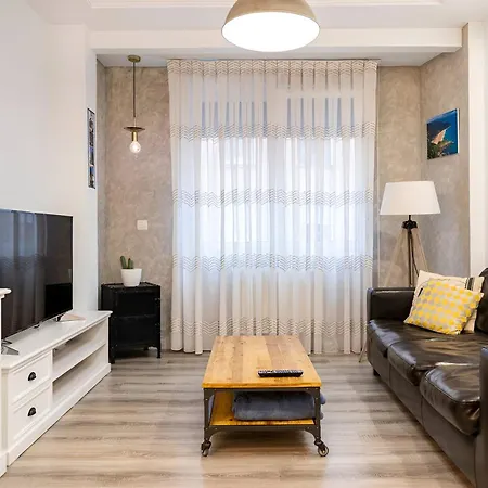Amplio, Luminoso Y Moderno Cerca Del Casco Viejo Бильбао