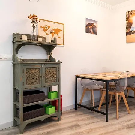 Amplio, Luminoso Y Moderno Cerca Del Casco Viejo Бильбао