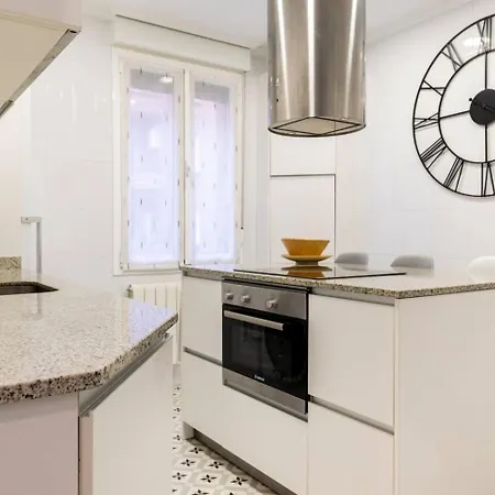 Amplio, Luminoso Y Moderno Cerca Del Casco Viejo Appartement Bilbao